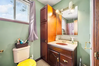 8 Myrtle St, Lynn, MA 01905 - Photo 23