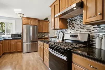 31 Harrow Rd, Norwood, MA 02062 - Photo 11