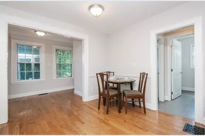 7 Park St, Melrose, MA 02176 - Photo 11