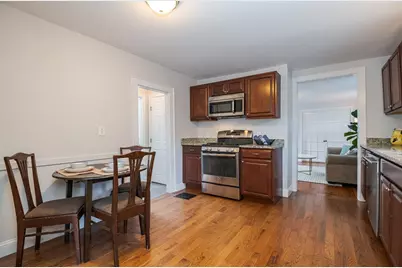 7 Park St, Melrose, MA 02176 - Photo 7