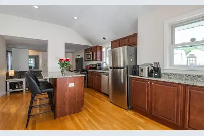 7 Park St, Melrose, MA 02176 - Photo 25