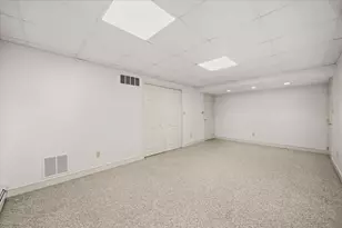 701 Winthrop St, Taunton, MA 02780 - Photo 35