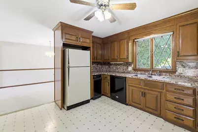 78 Briarwood Ave, Springfield, MA 01118 - Photo 13