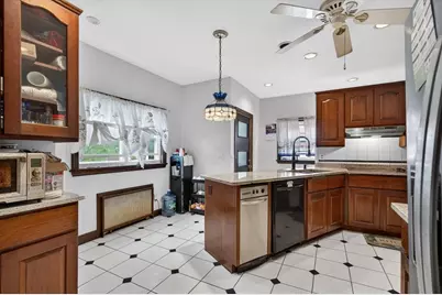 225 Grove St., Melrose, MA 02176 - Photo 15