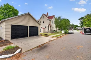 225 Grove St, Melrose, MA 02176 - Photo 7