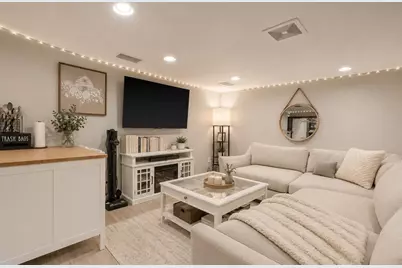 21 Fells Ave, Medford, MA 02155 - Photo 21