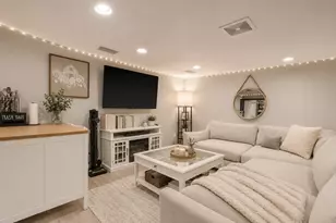 21 Fells Ave, Medford, MA 02155 - Photo 21