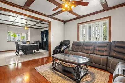 21 Fells Ave, Medford, MA 02155 - Photo 17