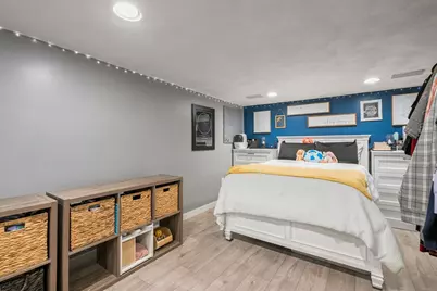 21 Fells Ave, Medford, MA 02155 - Photo 25