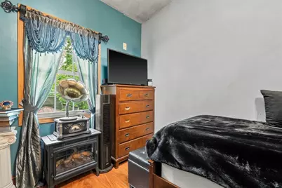 21 Fells Ave, Medford, MA 02155 - Photo 25
