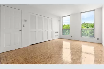 33 Pond Ave #523, Brookline, MA 02445 - Photo 11