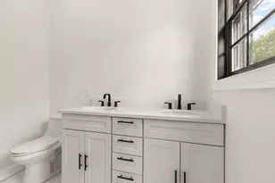 127 R Beach St, Sharon, MA 02067 - Photo 17