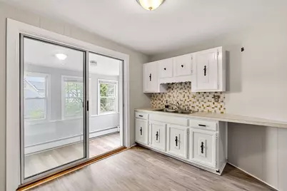 11 Pinkert St, Medford, MA 02155 - Photo 7