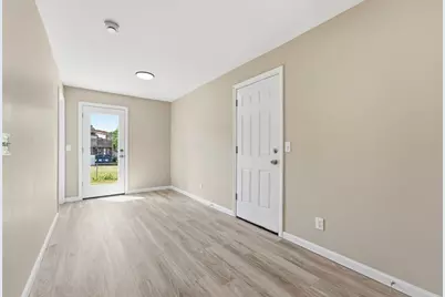 85 Barbara St, Chicopee, MA 01020 - Photo 17