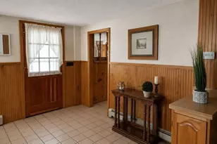 35 Maple St, Millbury, MA 01527 - Photo 5
