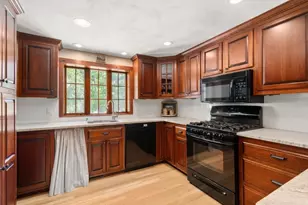23 Bonney Dr, Holliston, MA 01746 - Photo 13