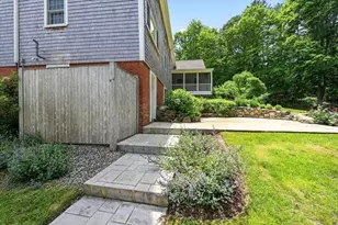 1296 Tremont St, Duxbury, MA 02332 - Photo 29