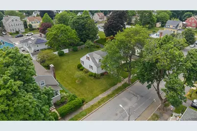 43 Rowena St, Worcester, MA 01606 - Photo 37