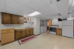 43 Rowena St, Worcester, MA 01606 - Photo 29