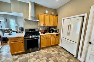 14 Bowdoin St, Medford, MA 02155 - Photo 33
