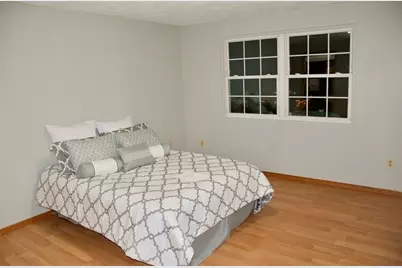 7 Louisburg Sq #9, Nashua, NH 03060 - Photo 7