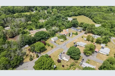 9 Mowry St, Raynham, MA 02767 - Photo 33
