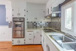 10 Samoset St, Plymouth, MA 02360 - Photo 9