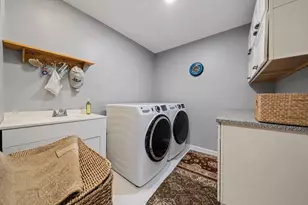 1822 Washington St, Braintree, MA 02184 - Photo 13