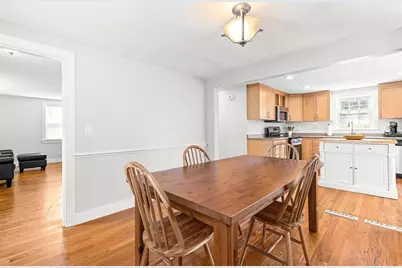 146 Hartford St, Natick, MA 01760 - Photo 9