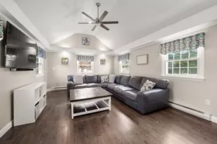24 Wilbur St, Raynham, MA 02767 - Photo 27