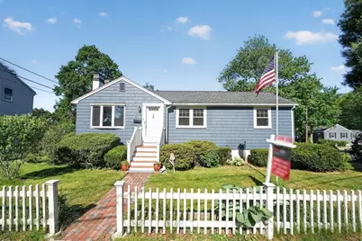 3 Rindone St, Holbrook, MA 02343 - Photo 5