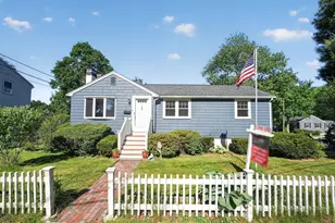 3 Rindone St, Holbrook, MA 02343 - Photo 5