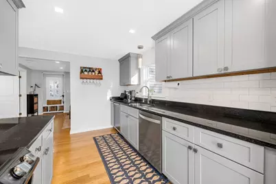 37 Hillcrest Ave, Beverly, MA 01915 - Photo 15