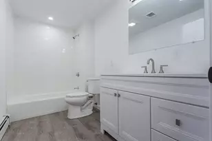 164 Hall St, Raynham, MA 02767 - Photo 9