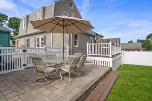221 Winthrop St, Quincy, MA 02169 - Photo 3