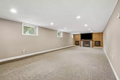 371 Washington St, Melrose, MA 02176 - Photo 31