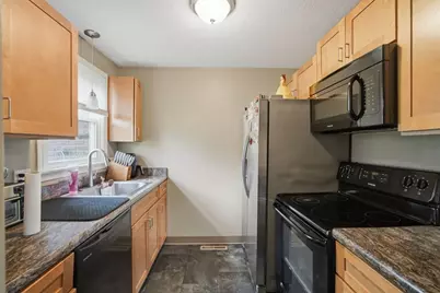 55 Empire St #11, Chicopee, MA 01013 - Photo 5