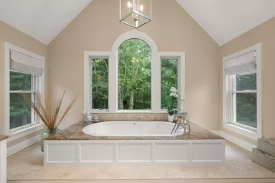 23 Longwood Dr, Hopkinton, MA 01748 - Photo 21