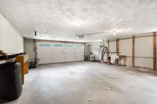 6 Norfolk, Leominster, MA 01453 - Photo 29