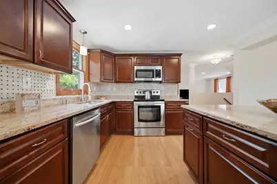 2 Dobbins Drive, Woburn, MA 01801 - Photo 7