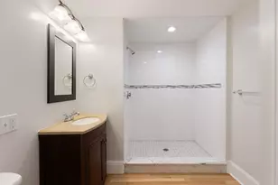 149 College Ave, Somerville, MA 02144 - Photo 15