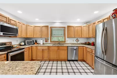 168 Mount Vernon St, Fitchburg, MA 01420 - Photo 7