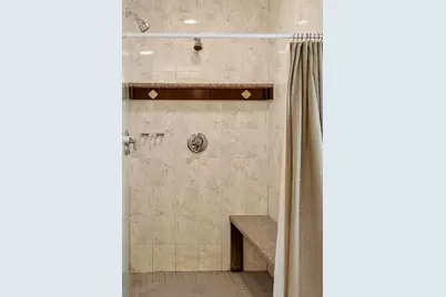 168 Mount Vernon St, Fitchburg, MA 01420 - Photo 21