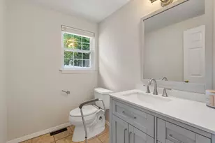 11 Arcadia Cir, Marlborough, MA 01752 - Photo 13