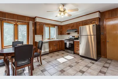 123 James St, Acushnet, MA 02743 - Photo 5