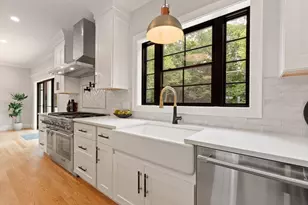 61 Lexington St, Burlington, MA 01803 - Photo 11