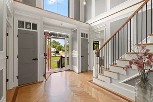 61 Lexington St, Burlington, MA 01803 - Photo 5