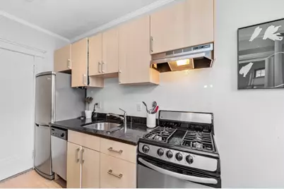 118 Riverway #32, Boston, MA 02215 - Photo 5
