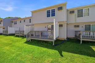 283 Fuller Rd, Chicopee, MA 01020 - Photo 21