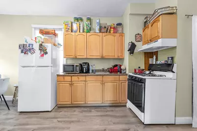 180 Chestnut Street, Chelsea, MA 02150 - Photo 23
